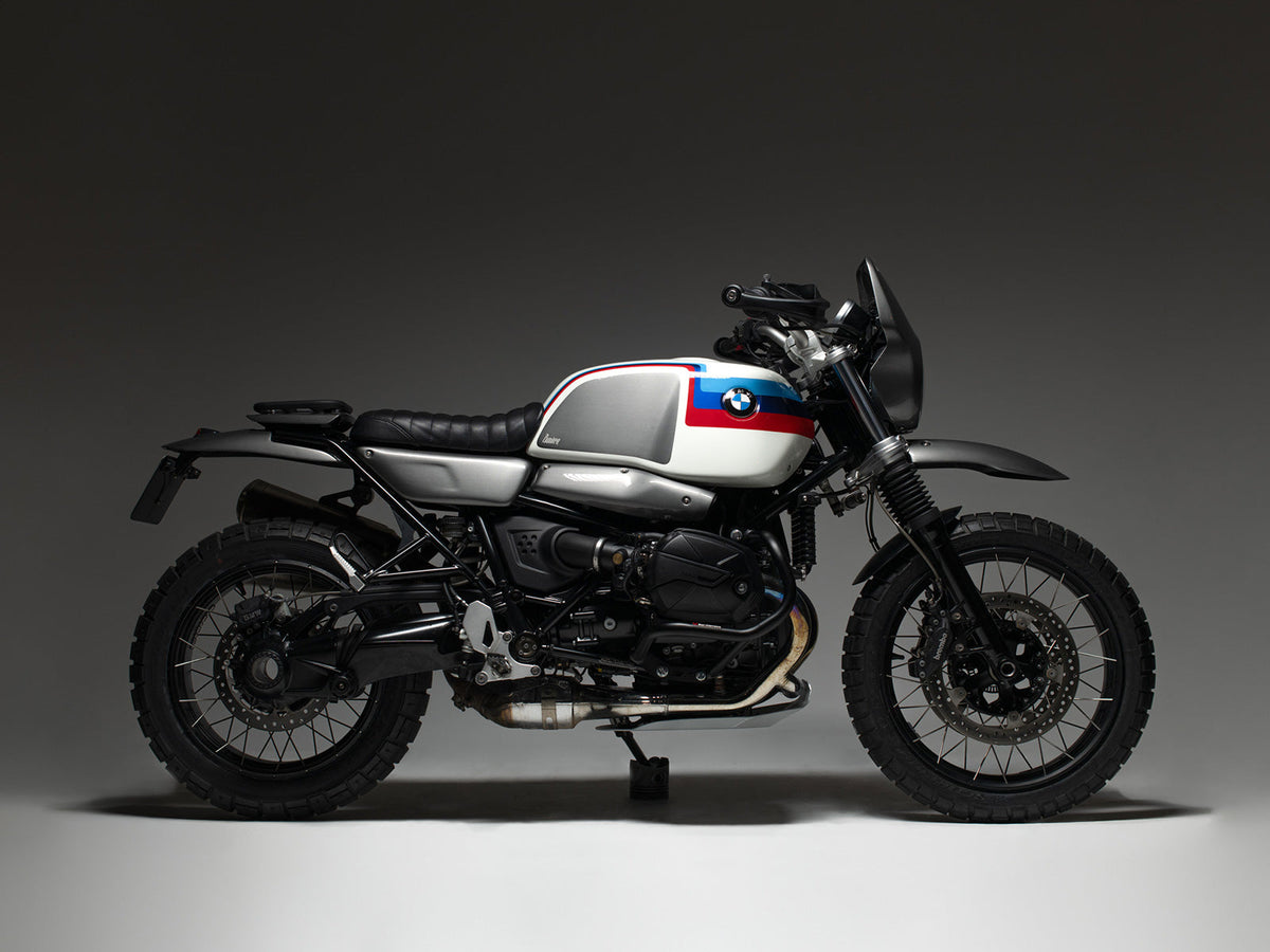 BMW R nineT Custom Bodywork with Retro red Stop light rear Fender, Front Fender, Front Fairing, Custom Tank