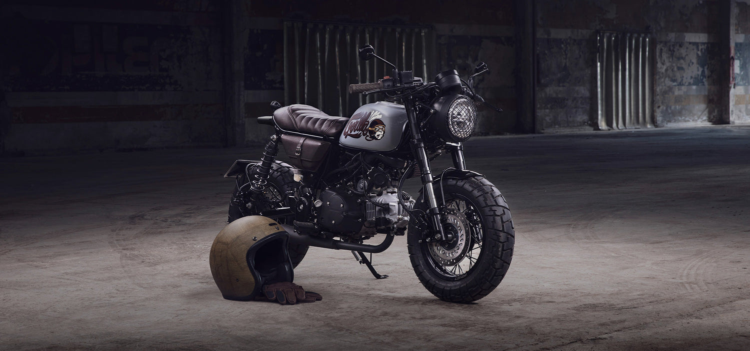 Honda Monkey 2020 proportions helmet