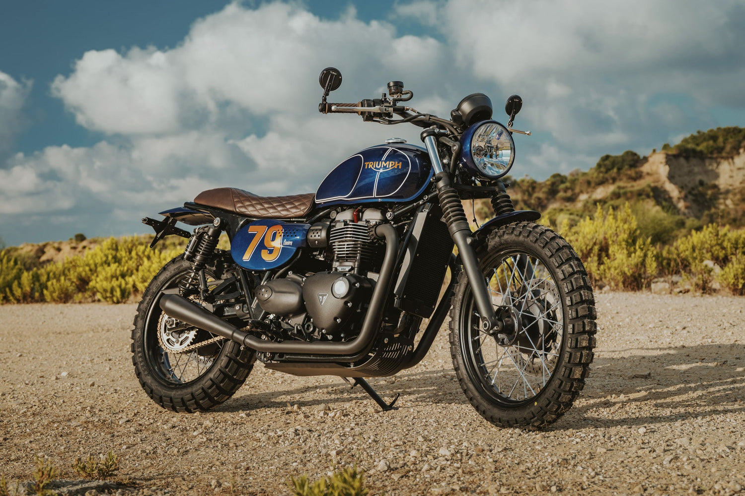Triumph Street Scrambler Front and rear mudguard side panel number plate accessories