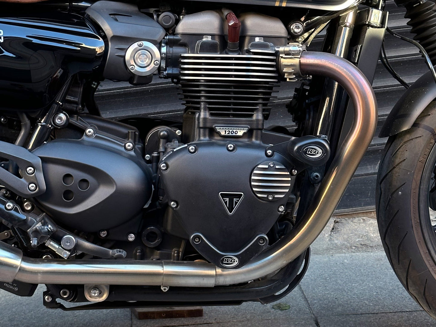 Triumph Engine Badge 2016 ON RIGHT side Stator cover On motorcycle Side view 