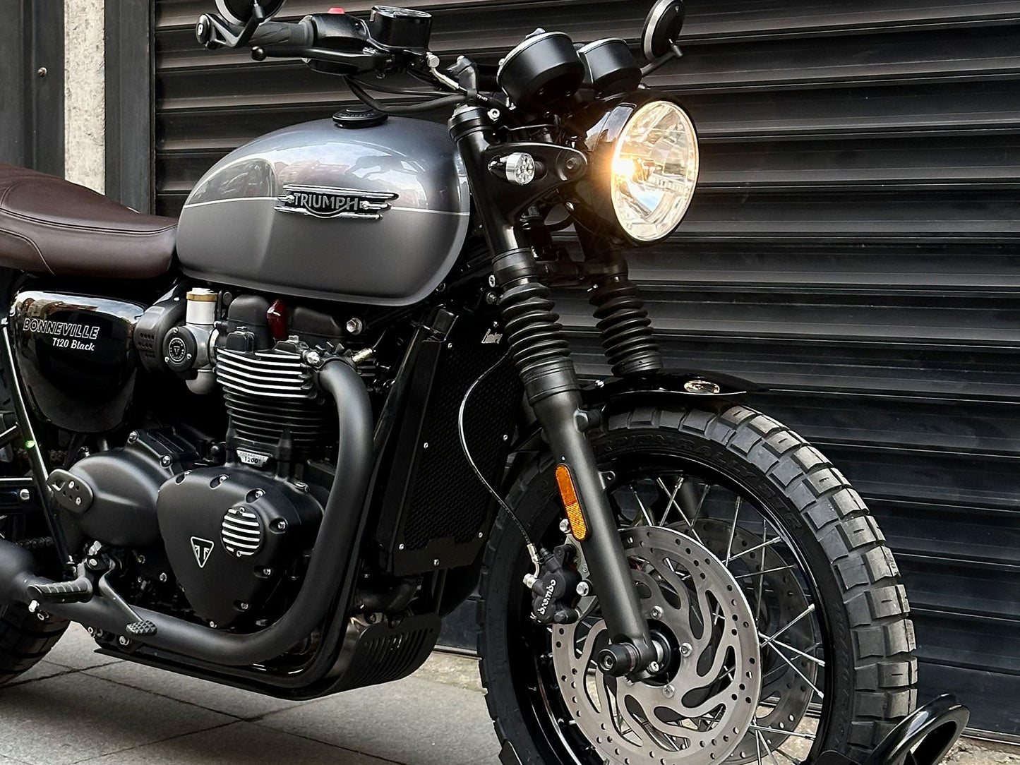 Triumph  Street Twin, Street Cup, Speed Twin 900 T120 Front Fender Slim Glossy Black Pre 2021