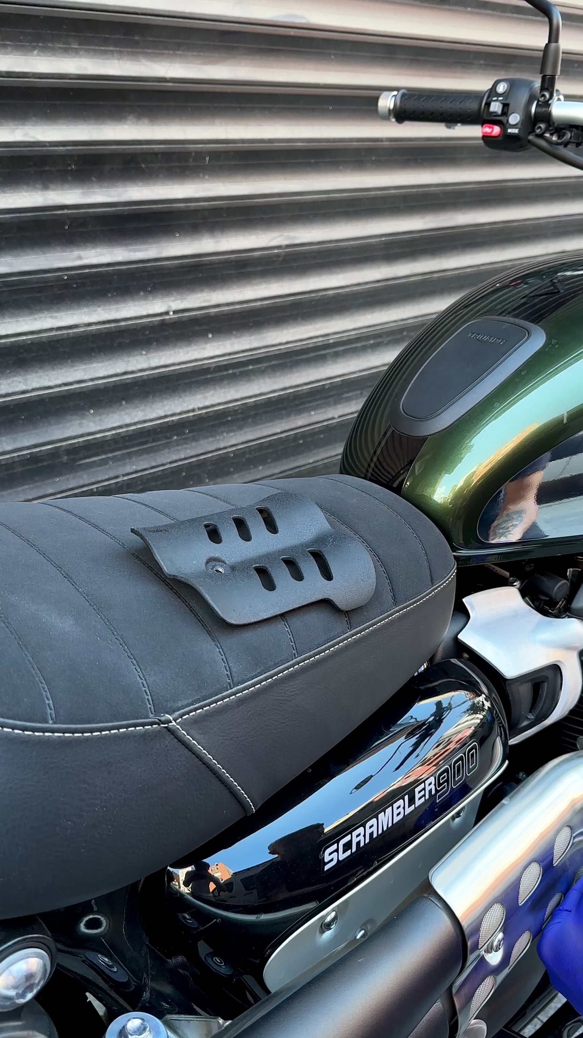 Triumph Street Scrambler Heat Shield LEG SAVER How to install video